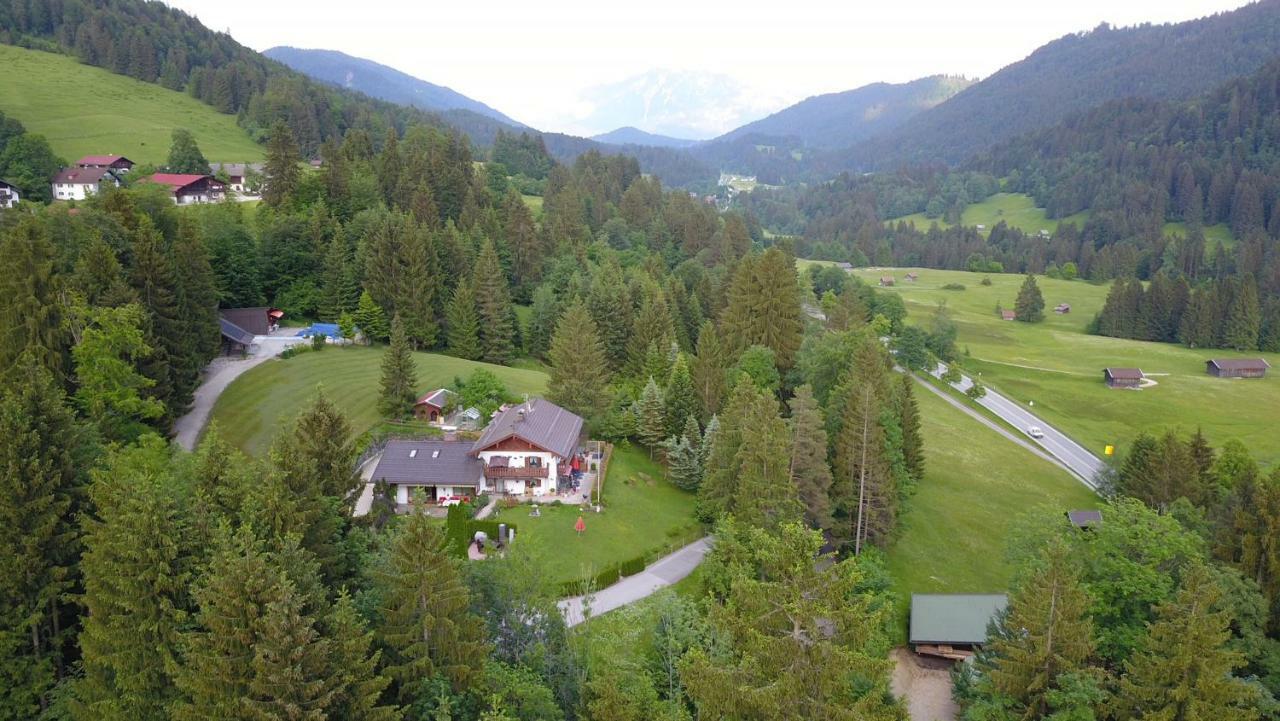 Landhaus Wiesenhof Garmisch-Partenkirchen Exterior photo
